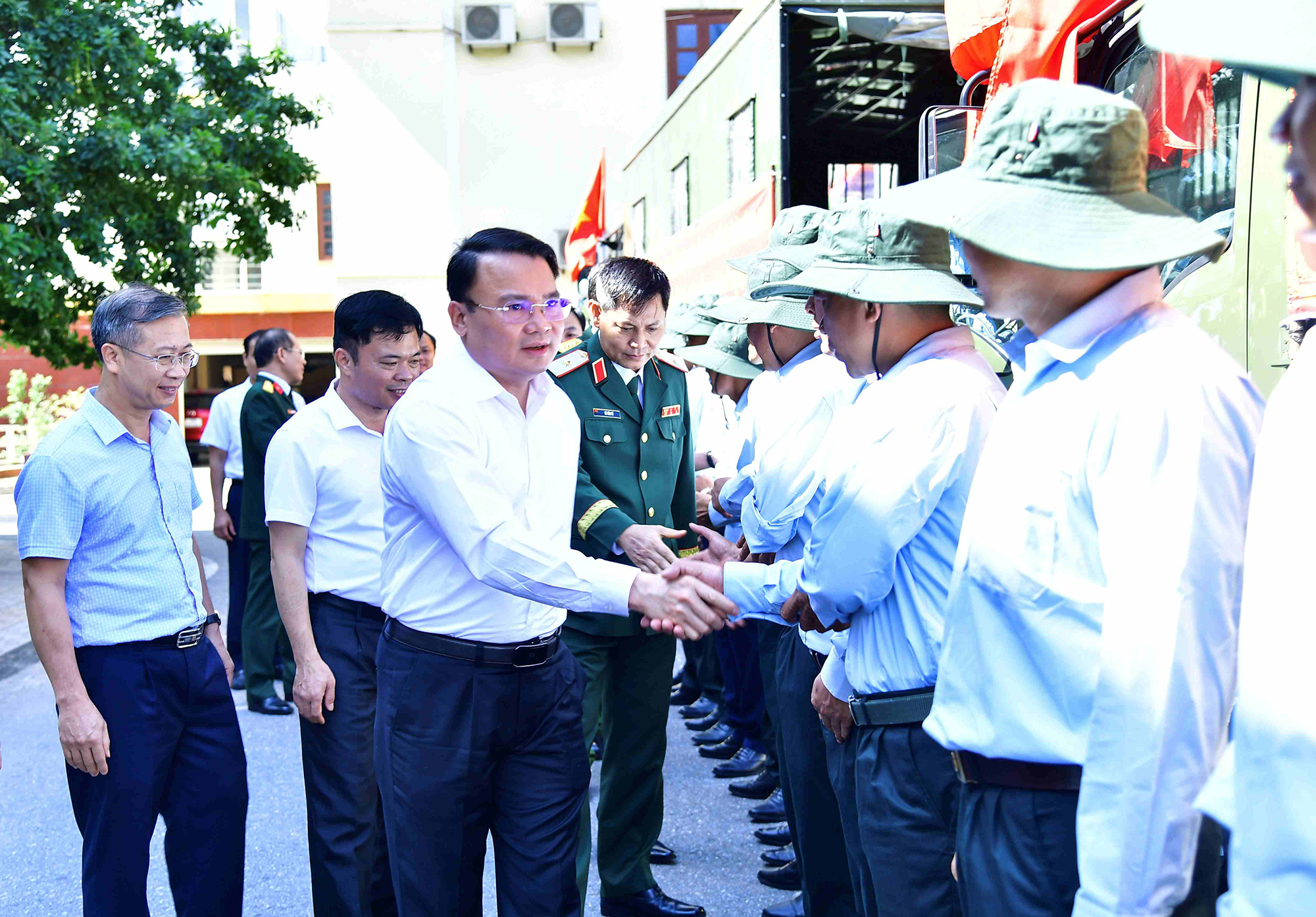 Anh-tin-bai